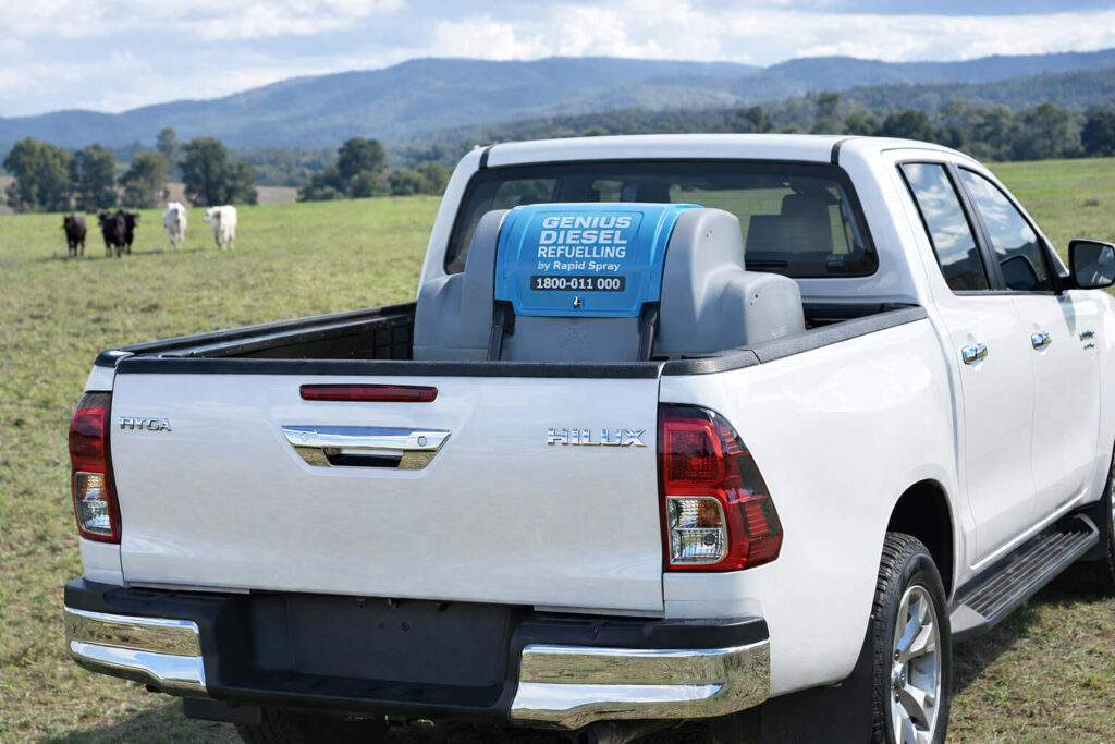 Toyota Hilux with Genius diesel tank for ute